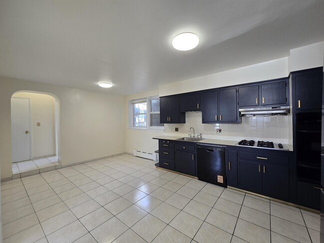 Building Photo - 6708 Newkirk Ave