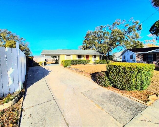 Building Photo - 4604 Ashmore Pl