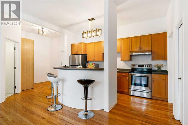 Photo - 1410 2 St SW Unit Coronation Place