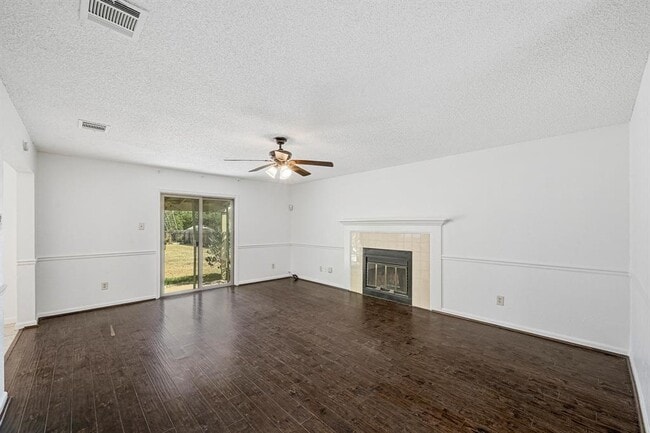 Photo - 1608 Morning Quail Dr