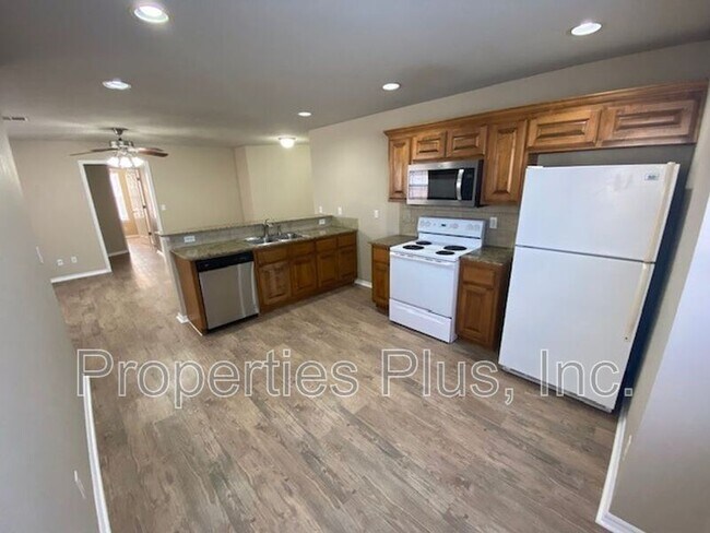 954 Pebble Brook