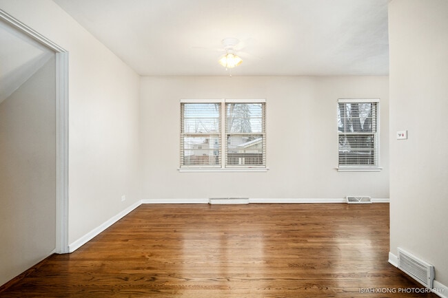 Photo - 121 Elmwood Dr