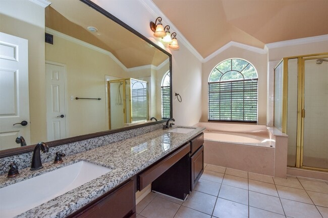 Photo - 314 Spencers Glen Dr