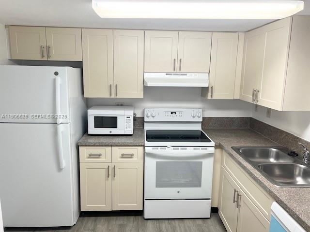 Photo - 9995 Nob Hill Ln Unidad 9995