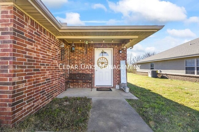 Photo - 1290 Dove Loop Unit B