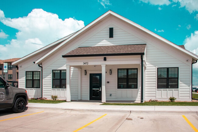 Our on-site property management team is located in our beautiful clubhouse.