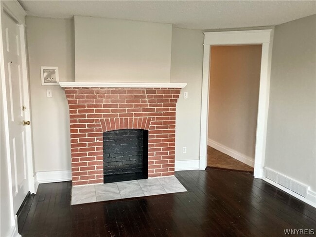 Photo - 294 S Elmwood Ave