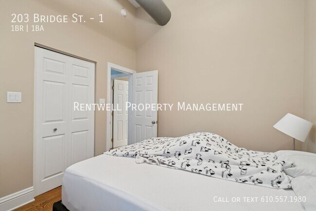 Photo - 203 Bridge St Unit 1