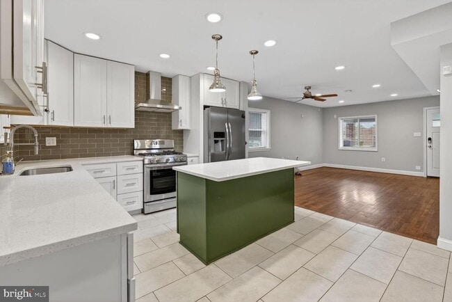 Photo - 1705 W St SE