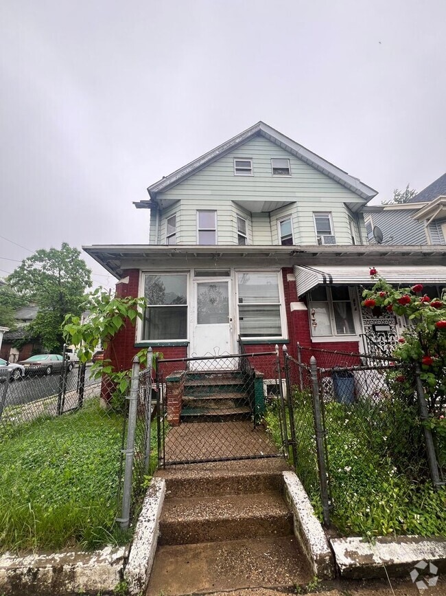 Building Photo - 476 Martin Luther King Jr Blvd Unit #1 Rental