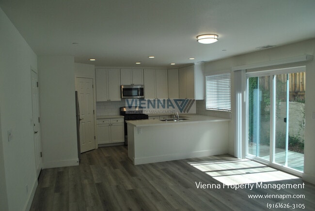 Photo - 4818 Morgera Ln