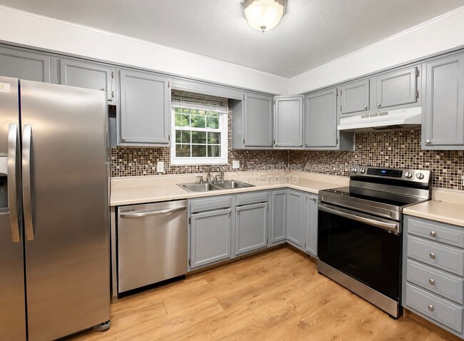Photo - 11104 Hughlan Dr