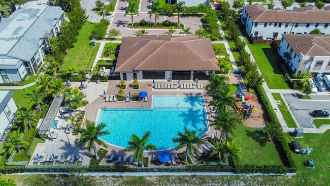 Photo - 21016 NE 2nd Ct