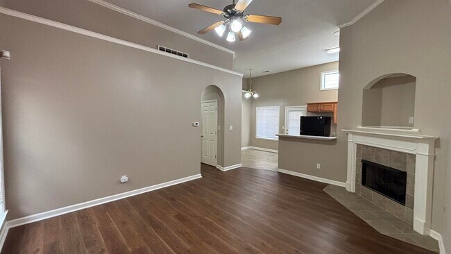 2634 Bending Elm Cove
