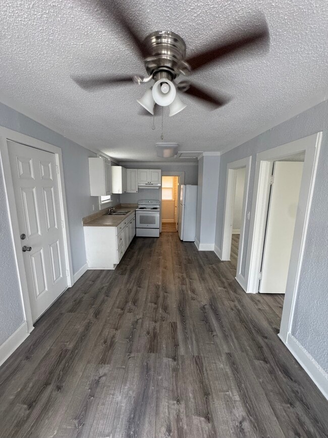 Photo - 321 W Patterson St Unit 323