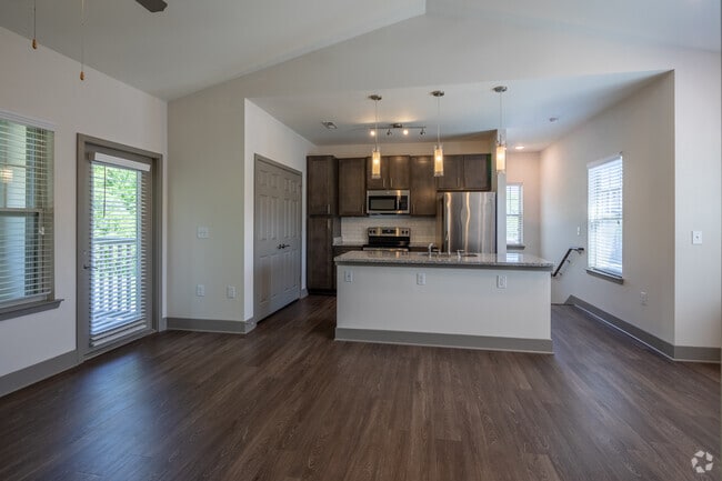 2BR, 2BA - L2 - 1,057SF - Living Room