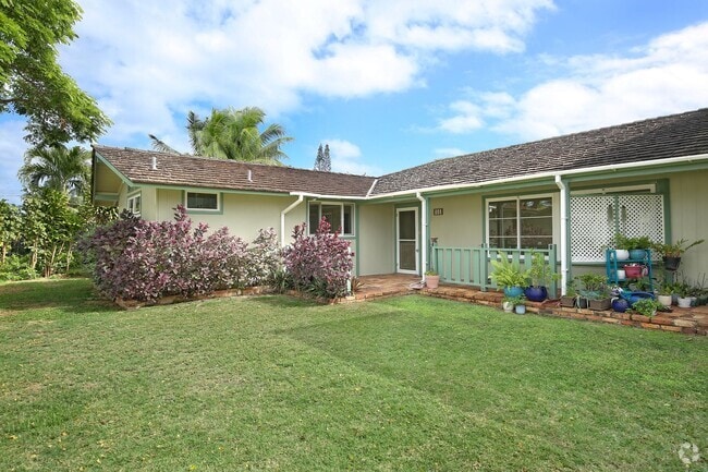 Building Photo - Ready to move into single level family hom... Rental