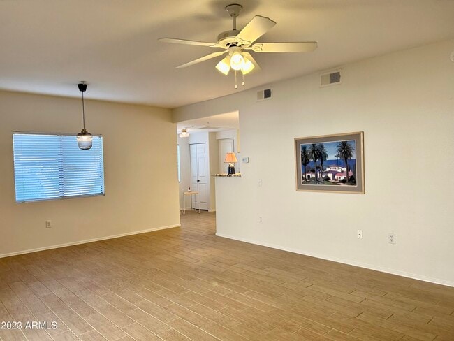 Photo - 15225 N 100th St