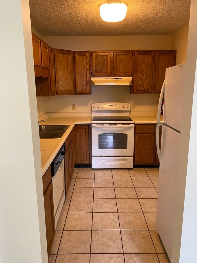 cocina - 101 S Shafer St