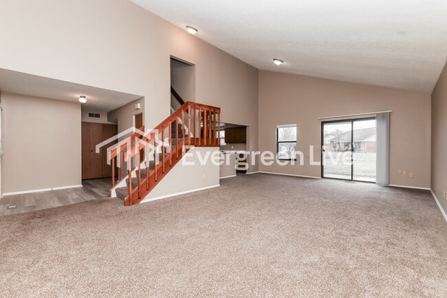 Photo - 8678 Deer Chase Dr