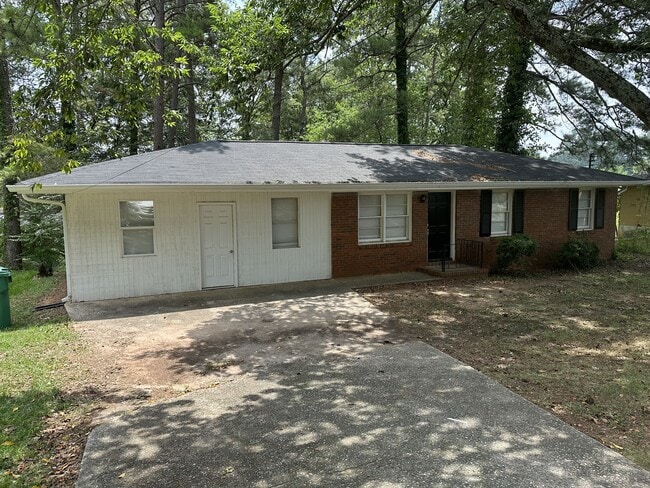 Building Photo - 5884 Ash St Rental