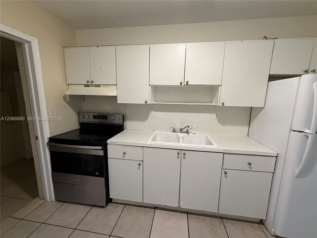 Photo - 4520 NW 13th Ave Unit 4520
