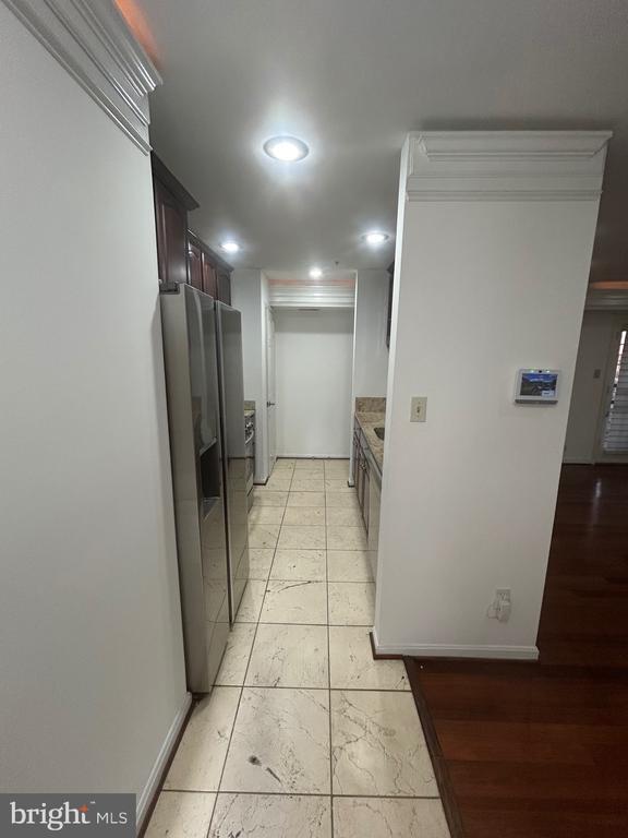 Photo - 9811 Lake Point Ct Unidad 104