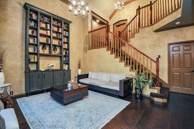 Photo - 12906 Kingsbridge Ln