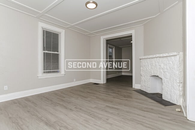 Photo - 671 Franklin St