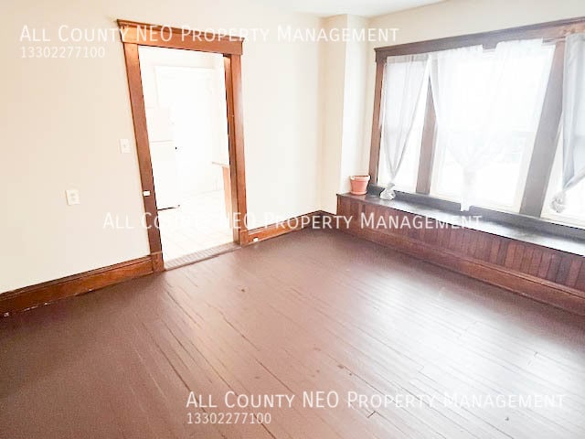 Photo - 9423 Denison Ave