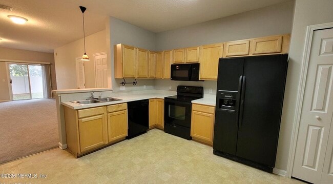 Photo - 505 Scrub Jay Dr