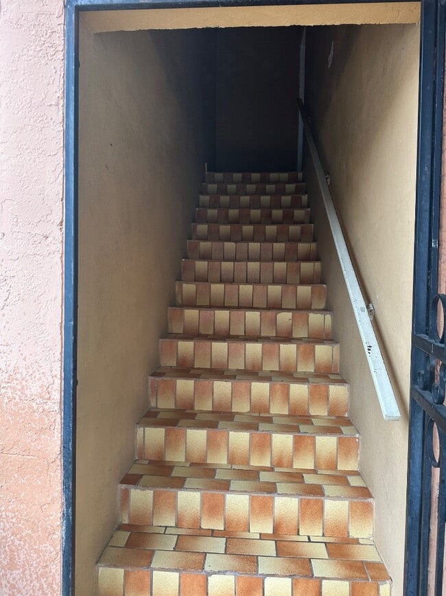 Photo - 2780 W 62nd St