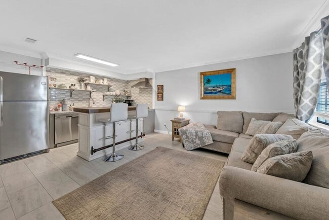 312 Bream Ave Unit SI FL2-ID1502006P