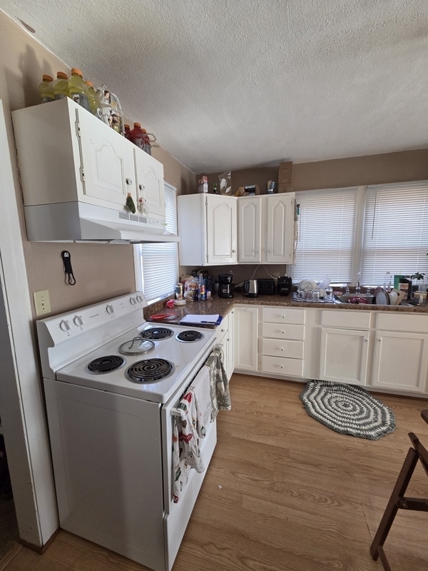 Photo - 411 E Denver St
