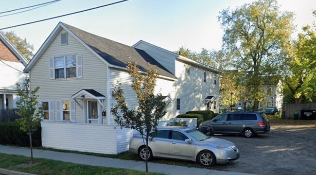 Building Photo - 96 Pitkin St Unit APT C