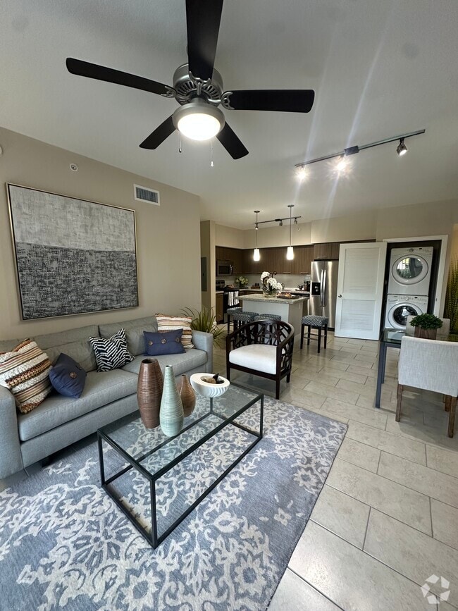 Building Photo - 13781 SW 170th Ter Unit B1 Rental