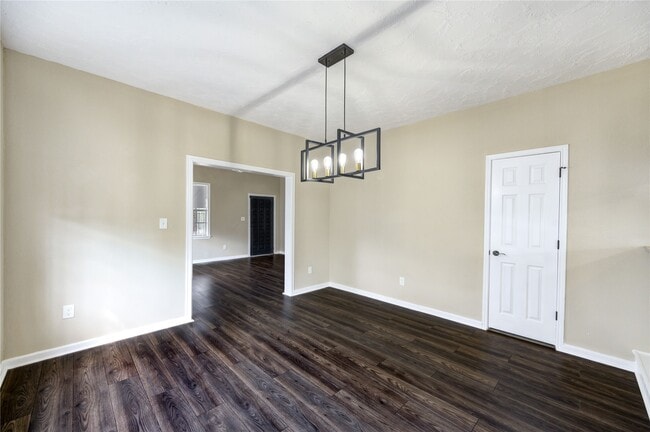 Photo - 306 Morris St