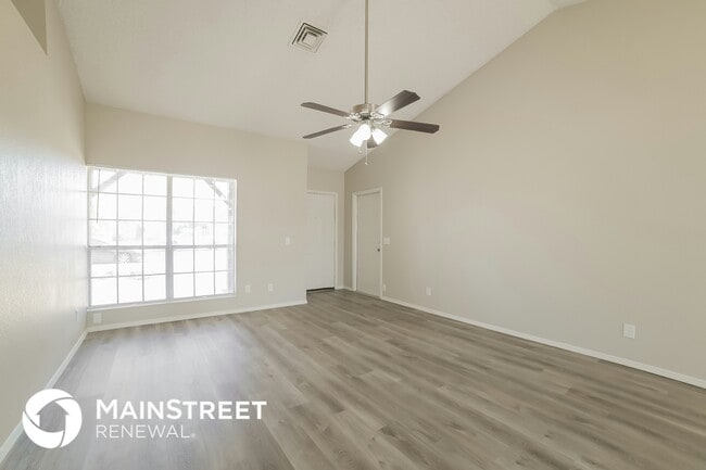 Photo - 8538 W Columbine Dr