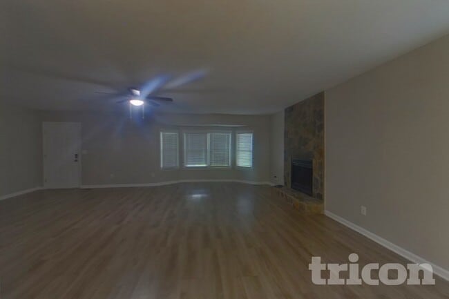 Photo - 120 Elberta Dr