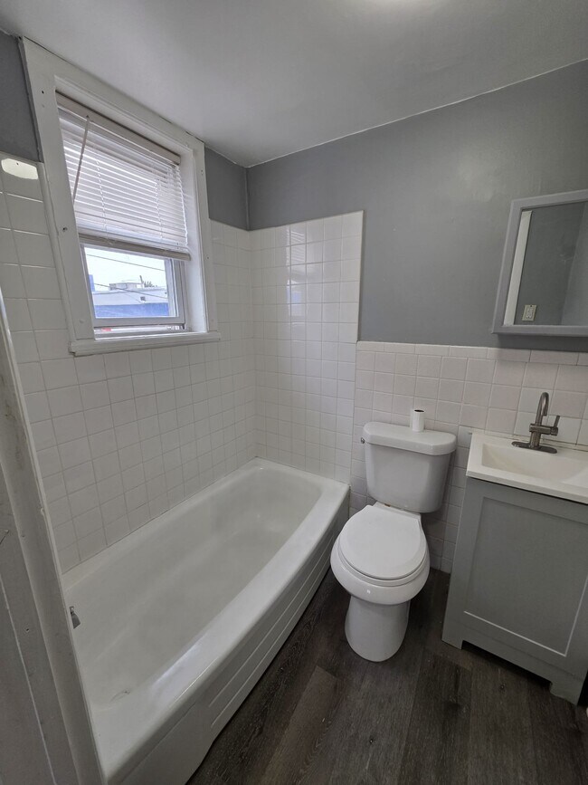 18 W 22nd St Unit 1BR