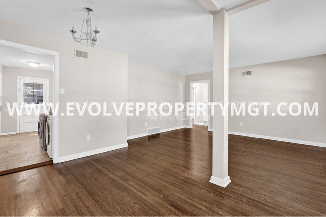 Photo - 1257 Whitewater Rd