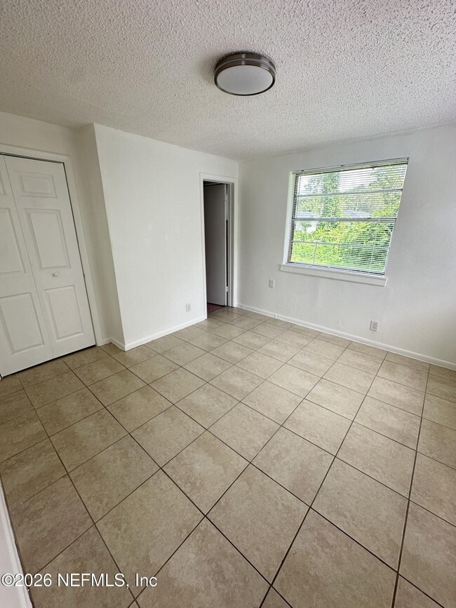 Photo - 7915 Hare Ave