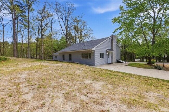 Photo - 2901 N Lakeshore Dr
