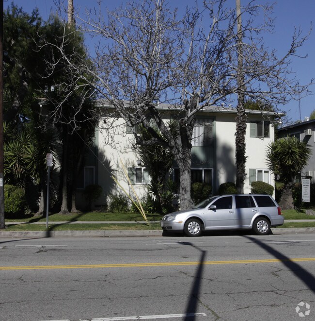 Building Photo - Fulton Apartments