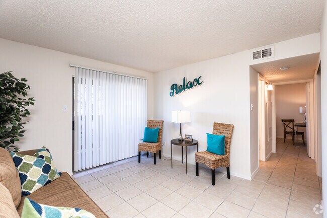 2BR, 1BA - 796SF Living Room