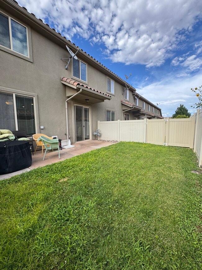Photo - 150 N 1100 E