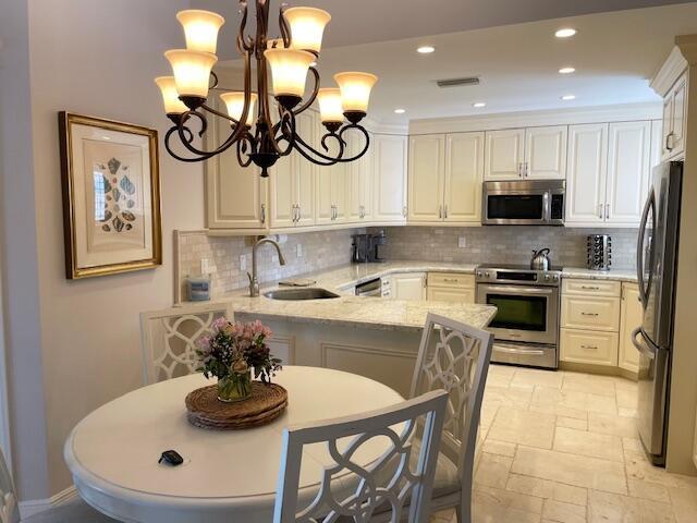 Photo - 2502 Fairway Dr N