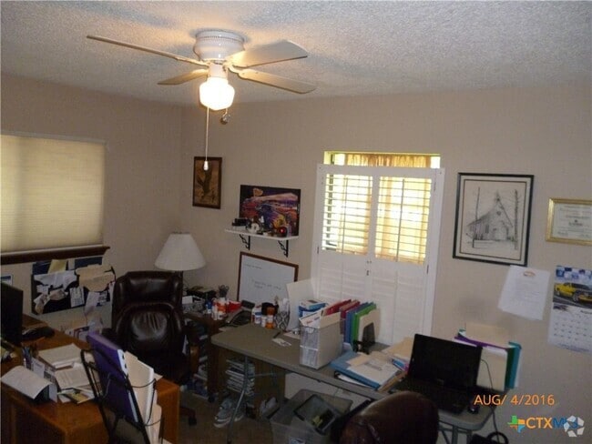 Building Photo - 1640 Old Marion Rd Rental