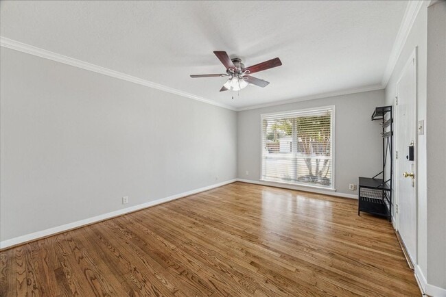 Photo - 4118 Gardendale Dr