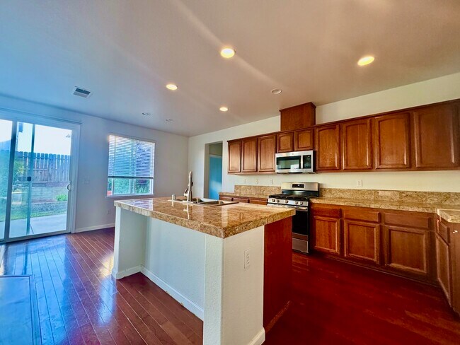 Photo - 4141 Aragon Way Casa